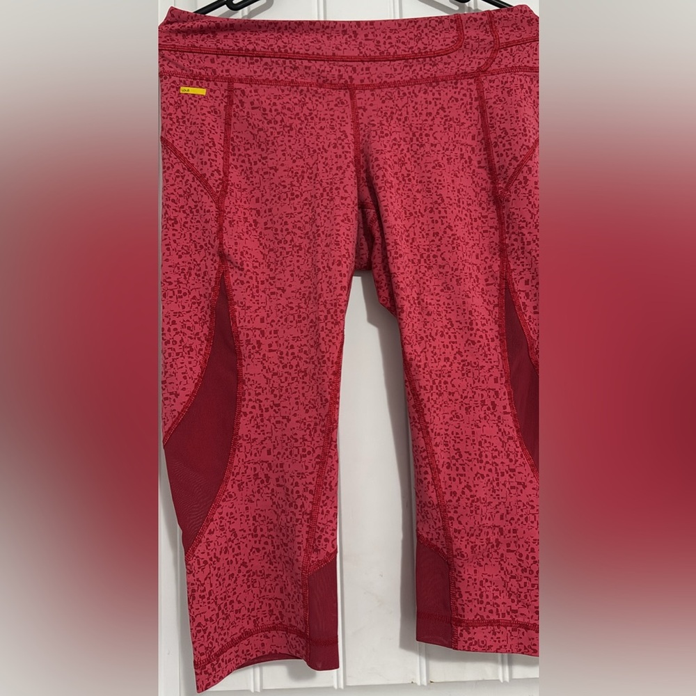 Lolë red and peach Patterned Athletic Capris Mesh Panels